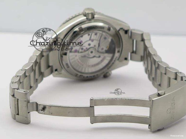 0812 Contemporary Planet Ocean SS Bp Maker 45mm Black Bezel Orange Numbers On SS Bracelet A 8217